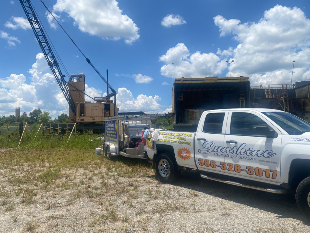 Industrial Cleaning on Locomotive Cranes in Palatka, FL